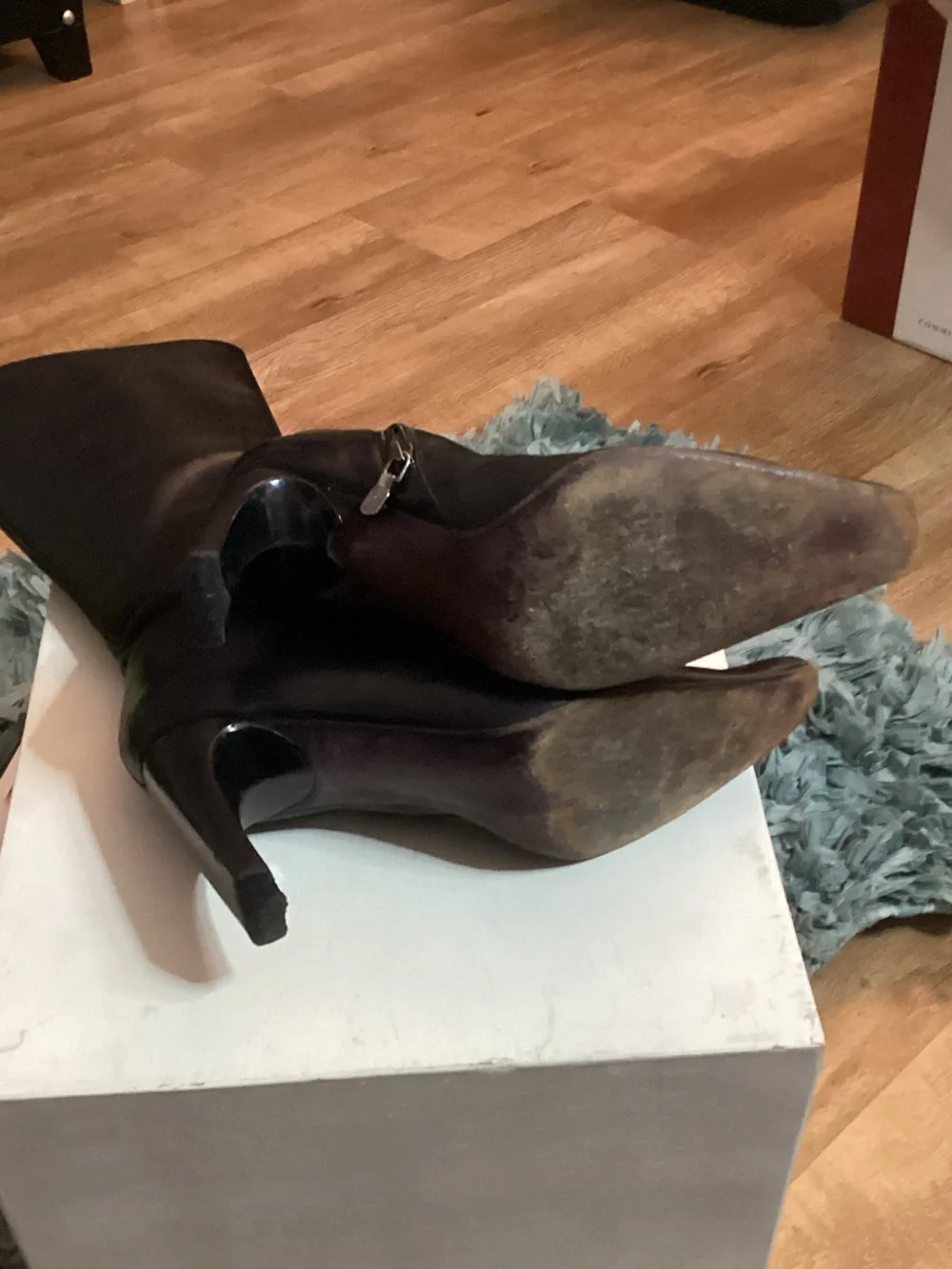 Donald J Pliner Tall Black Leather Boots w/Zip - size 8.5
